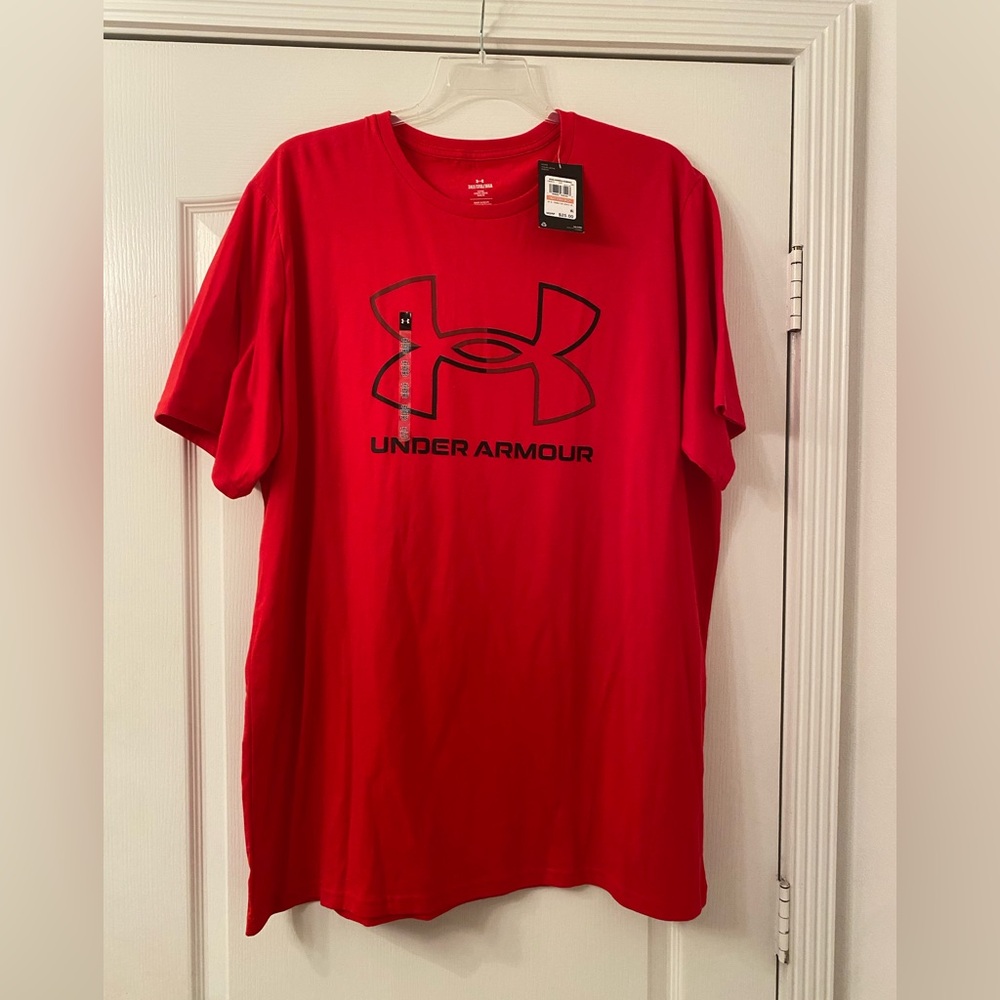 Under Armour Red Men's T-Shirt Size 3XL